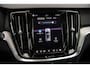 Volvo V60 2.0 T6 Plug-in hybrid AWD Plus Bright | Panoramadak | Adaptieve Cruise Control | Head Up Display | Forest Lake | Donker Glas | 360 Camera | 19" |