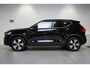 Volvo XC40 T4 Plug-in Hybride Core Bright 211pk | Trekhaak elektrisch uitklapbaar | Extra Getint Glas | Parkeercamera Achter | Parkeersensoren V+A |