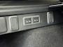 Land Rover Range Rover Velar GERESEVEERD ! 2.0 I4 TURBO AWD R-DYNAMIC HSE LUCHTVERING NAVIGATIE ADAPTIVE CRUISE CONTROL PANORAMA SCHUIF/KANTELDAK RIJSTROOKSENSOREN ACHTERUITRIJCAMERA ZEER MOOI !! Brgl