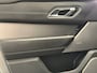 Land Rover Range Rover Velar GERESEVEERD ! 2.0 I4 TURBO AWD R-DYNAMIC HSE LUCHTVERING NAVIGATIE ADAPTIVE CRUISE CONTROL PANORAMA SCHUIF/KANTELDAK RIJSTROOKSENSOREN ACHTERUITRIJCAMERA ZEER MOOI !! Brgl