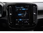 Volvo EX40 Single Motor Extended Range Core 17% Bijtelling | Cruise Control | Parkeersensoren | Achteruitrijcamera | 19" Inch Velgen | All-seasonbanden |
