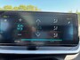 Peugeot e-208 GT PACK EV 50kWh 136pk 3-fase Navigatie | Apple Carplay & Android Auto | Achteruitrijcamera | KEYLESS | Panoramadak | Dodehoekbewaking | LMV 17inch |
