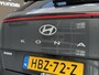 Hyundai Kona 1.6 GDI HEV Premium / Demo Actie / Leder / Elek. Bedienbare Voorstoelen / Stoel- & Stuurverwarming / Stoelverkoeling / 360 Camera /