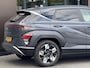Hyundai Kona 1.6 GDI HEV Premium / Demo Actie / Leder / Elek. Bedienbare Voorstoelen / Stoel- & Stuurverwarming / Stoelverkoeling / 360 Camera /
