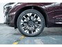 Volvo XC60 T6 Plug-in hybrid AWD Plus Dark |  Panoramadak | Head-up display | Long range | Premium audio by Harman Kardon  | 360° parkeercamera | Verwarmbare voorstoelen, achterbank en stuurwiel | Parkeersensoren voor + achter | Google infotainment | Parkeerverwarming |