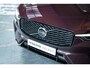 Volvo XC60 2.0 T6 Plug-in hybrid AWD Plus Dark | Nieuw model | Panoramadak | Head-up display | Longe range | Harman Kardon Premium Audio | 360° parkeercamera | Stoelverwarming | Parkeersensoren voor + achter | Google infotainment | Parkeerverwarming |
