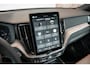 Volvo XC60 2.0 T6 Plug-in hybrid AWD Plus Dark | Nieuw model | Panoramadak | Head-up display | Longe range | Harman Kardon Premium Audio | 360° parkeercamera | Stoelverwarming | Parkeersensoren voor + achter | Google infotainment | Parkeerverwarming |