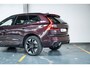 Volvo XC60 2.0 T6 Plug-in hybrid AWD Plus Dark | Nieuw model | Panoramadak | Head-up display | Longe range | Harman Kardon Premium Audio | 360° parkeercamera | Stoelverwarming | Parkeersensoren voor + achter | Google infotainment | Parkeerverwarming |