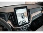 Volvo XC60 2.0 T6 Plug-in hybrid AWD Plus Dark | Nieuw model | Panoramadak | Head-up display | Longe range | Harman Kardon Premium Audio | 360° parkeercamera | Stoelverwarming | Parkeersensoren voor + achter | Google infotainment | Parkeerverwarming |