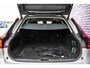 Volvo V90 2.0 T6 Plug-in hybrid AWD Ultra Dark | Trekhaak | Long Range | Panoramadak | Head-Up Display | Adaptive Cruise | Memory Seats | 360 Camera | Gelamineerd Glas | Harman Kardon | Power Seats |