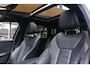 BMW 3-Serie Touring 320e Business Edition Plus/M-Pakket/Pano/Trekhaa/Stoelverwarming/Carplay/Leder