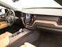 Volvo XC60 T6 PLUG-IN HYBRID LONG RANGE ULTRA DARK 22INCH SCHUIFDAK TREKHAA