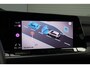 Volkswagen Golf 1.5 eTSI Style Automaat | LED | Navigatie | Sfeerverlichting