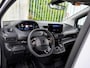 Peugeot e-Partner L2H1 50 kWH 136pk Automaat DODE HOEK | PDC + CAM. | NAVI | DAB | AIRCO | STANDKACHEL