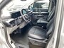 Ford Transit Custom Sport 2.5 233pk e-CVT PHEV 8-weg verstelbare verwarmbare passagiersstoel | Inklapbare trekhaak | Centrale dubbele vergrendeling | 19 inch lichtmetalen Sport velgen | Driver Assistance Pack Premium | Verwarmbaar stuurwiel | AGM accu | PHEV 1-fase oplaadkabel | Programmeerbare interface module |