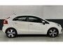 Kia Rio 1.4 CVVT Super Pack Clima 109pk / Bluetooth / Cruise / Stoel verwarming