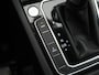 Volkswagen Passat 1.4 TSI PHEV GTE Business AUTOMAAT | ADAPTIEVE CRUISE | TREKHAAK | NAVIGATIE | CAMERA | APPLE CARPLAY | SPORTSTOELEN | PDC | LMV | DAB | CLIMA | STOELVERWARMING |