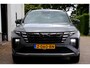 Hyundai Tucson 1.6 T-GDI PHEV Plug in hybride N Line 4WD*Fabrieksg.t/m09-2026*Perfect Onderh.*ACC/N-Line/Half Leder/Stoelverw./Stuurverw./Krell/Dodehoek/Rijstrook/LED/Camera/Elek. Klep/Parkeersens.V+A/19 inch LM*