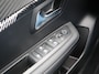 Peugeot 208 Allure Hybrid 110Pk e-DCS6 automaat, Rijklaarprijs, Apple Carplay / Android Auto Climate control Parkeersensoren Cruise control DAB+