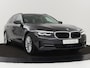 BMW 5-Serie 530e High Executive | Leder | Stoel & stuurverwarming | Adaptive cruise | Carplay | Sfeerverlichting | Camera | Live Cockpit | Navigatie | Full LED