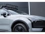 Volvo EX30 Cross Country Twin Motor Performance Ultra 69 kWh Panoramadak | Google Navigatie | Verwarmbare voorstoelen | Elektrische Stoelverstelling | 360 graden camera | Cross Country Experience-pakket |