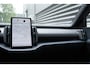 Volvo EX30 Cross Country Twin Motor Performance Ultra 69 kWh Panoramadak | Google Navigatie | Verwarmbare voorstoelen | Elektrische Stoelverstelling | 360 graden camera | Cross Country Experience-pakket |