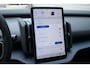 Volvo EX30 Cross Country Twin Motor Performance Ultra 69 kWh Panoramadak | Google Navigatie | Verwarmbare voorstoelen | Elektrische Stoelverstelling | 360 graden camera | Cross Country Experience-pakket |