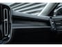 Volvo XC40 T5 Recharge Inscription | Elektrisch schuif-/kanteldak | Lederen bekleding | Harman Kardon Premium Sound | Draadloze telefoonlader | All-Season banden | Elektrische stoelverstelling |