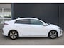 Hyundai Ioniq 1.6 GDi Premium - Plus Design Hybride | Automaat | Navigatie | Camera | Climate Control | Adaptieve Cruise Control | Radio-DAB-USB | Stoel verwarming + koeling | Stuurwiel verwarming | Parkeersensoren
