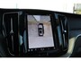 Volvo XC60 2.0 T6 Plug-in hybrid AWD Ultimate Dark | Schuif / kanteldak | 360-camera | Harman Kardon | Lighting Pack |
