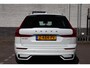 Volvo XC60 2.0 T6 Plug-in hybrid AWD Ultimate Dark | Schuif / kanteldak | 360-camera | Harman Kardon | Lighting Pack |