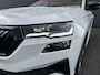 Skoda Karoq 1.5 TSI ACT Sportline Business 150 pk Automaat (DSG) | Navigatie | Parkeersensoren | Achteruitrijcamera | Apple Carplay/Android Auto | Matrix LED koplampen | Stoelverwarming v/a |