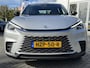 Lexus LBX 2WD STOELVERW STUURVERW PARK-SENSOR BLIND-SPOT CARPLAY LENDESTEUN