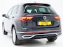 Volkswagen Tiguan 1.4 TSI eHybrid Elegance Exclusive | Panoramadak | Trekhaak | Leder | 360 | Adaptive Cruise | Keyless | Carplay