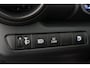 Toyota C-HR 2.0 Plug-in Hybrid 220 Dynamic | Parkeersensoren | Stoel/Stuurverwarming  | Adaptieve Cruise Control | Apple Carplay/Android Auto |