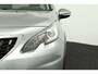 Peugeot 2008 1.2 110pk Allure | Panoramadak | Navigatie | Camera | Climate Control | Cruise control | Privacy Glasss | Carplay | LMV 16 inch