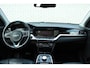 Kia e-Niro Elektrisch ExecutiveLine 64 kWh | Camera | Stoelverwarming voor èn achter | Stoelventilatie | Carplay | Stuurverwarming | 3 fase laadsysteem