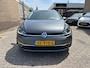 Volkswagen Golf Variant 1.5 TSI Highline, Automaat, Camera, Trekhaak, Carplay, LED, Stoelverw 12MND BOVAG GARANTIE