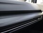 Volkswagen Golf Variant 1.5 eTSI R-Line | Panorama dak | Stuur & Stoelverwarming | Draadloze oplader | Adaptive Cruise Control | Sensoren V&A |