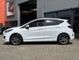 Ford Fiesta 1.0 EcoBoost Hybrid ST-Line X / Stoel, Stuur & Voorruitverwarming / Navi / Applecarplay/Androidauto / Allseason Banden /