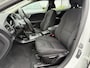 Volvo V40 1.6 T2 R-Design | Navi | Cruise | Stoelverwarming | Parkeersensoren |