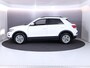 Volkswagen T-Roc 1.5 TSI Style 150 pk Automaat (DSG) | Navigatie | Parkeersensoren | Achteruitrijcamera | Adaptieve cruise control | Autom. airco | Apple Carplay/Android Auto |