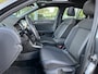 Volkswagen T-Roc 1.5 TSI Sport / Panorama dak / 17 Inch / DSG / 150PK / Stoelverwarming / side Assist
