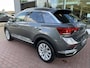 Volkswagen T-Roc 1.5 TSI Sport / Panorama dak / 17 Inch / DSG / 150PK / Stoelverwarming / side Assist