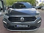 Volkswagen T-Roc 1.5 TSI Sport / Panorama dak / 17 Inch / DSG / 150PK / Stoelverwarming / side Assist