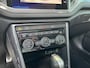 Volkswagen T-Roc 1.5 TSI Sport / Panorama dak / 17 Inch / DSG / 150PK / Stoelverwarming / side Assist