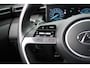 Hyundai Tucson 1.6 T-GDI PHEV Comfort Smart 4WD | Elektrische achterklep | Parkeersensoren voor en achter | | Achterbank in delen neerklapbaar | Achteruitrijcamera | Airco (automatisch)