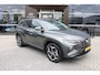 Hyundai Tucson 1.6 T-GDI PHEV Comfort Smart 4WD | Elektrische achterklep | Parkeersensoren voor en achter | | Achterbank in delen neerklapbaar | Achteruitrijcamera | Airco (automatisch)