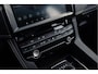 Jaguar F-Pace 2.0t AWD R-Sport | Head-up | Alcantara hemel | Cold Climate | Pano | Leder | Adaptieve Cr Control