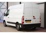 Renault Master T35 2.3 dCi L1H2 AIRCO EN TREKHAAK